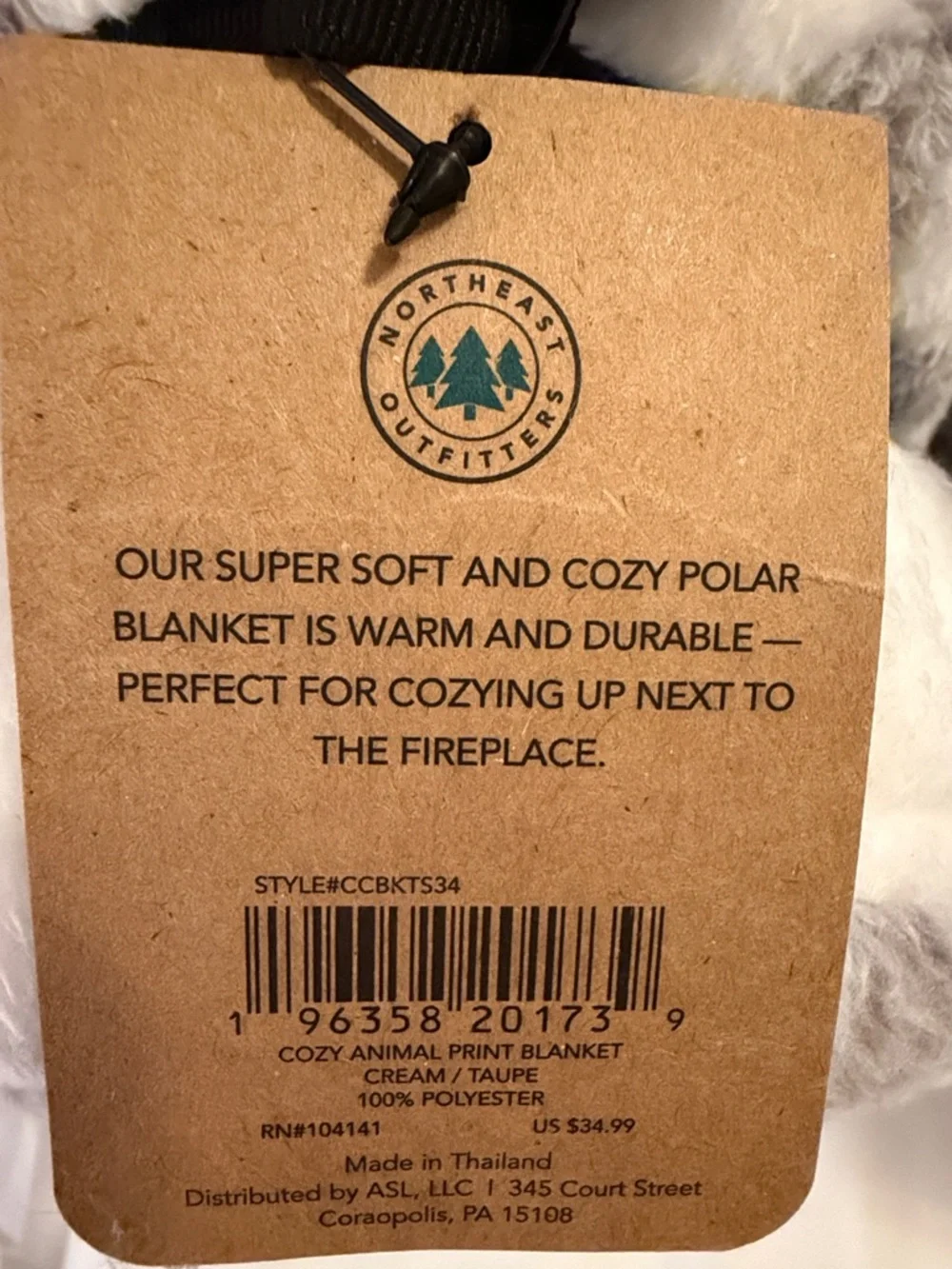Northeast Outfitters Cozy Polar Plush Throw Blanket - White & Gray Animal Print